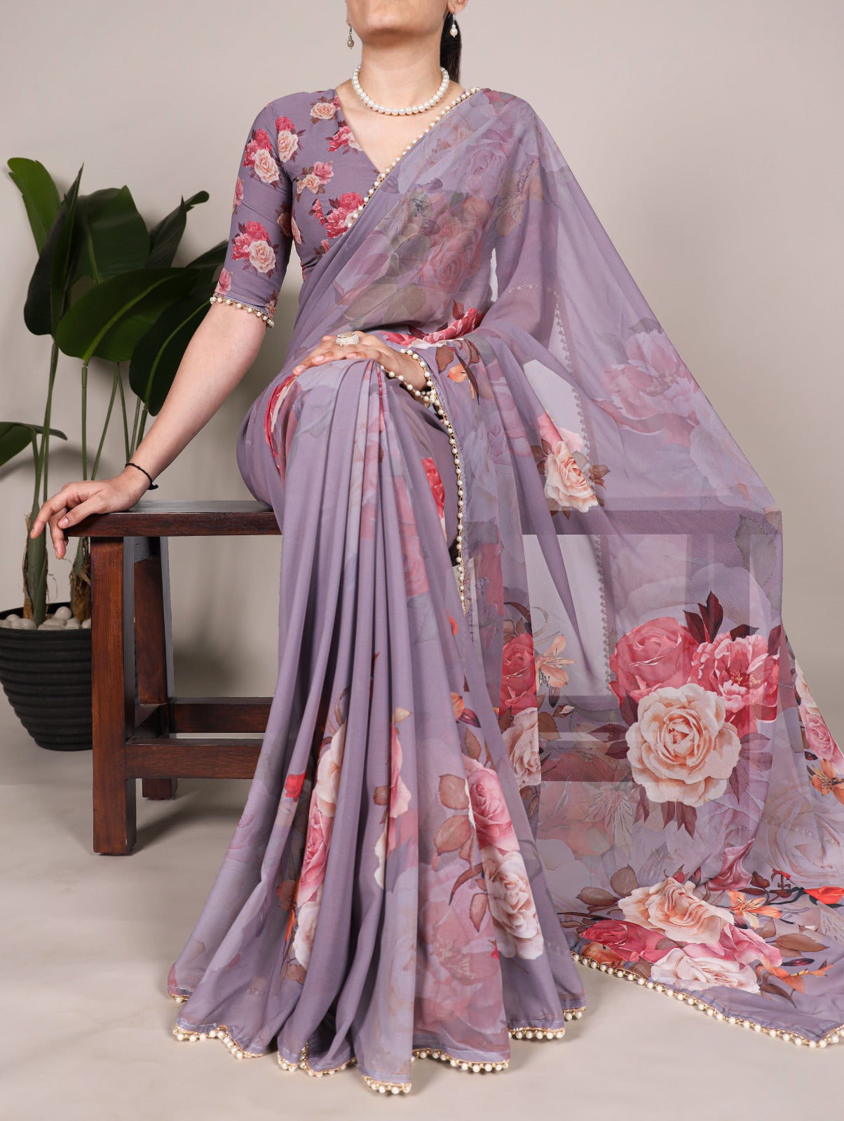 Product Image - Elegant Floral Georgette Sarees for Timeless Style - 1