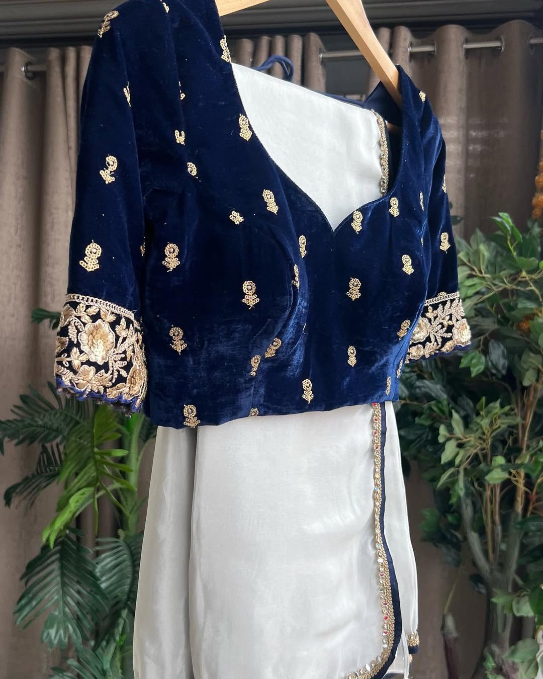 Product Image - Designer Mirror Lace Saree with Velvet Embroidery Blouse