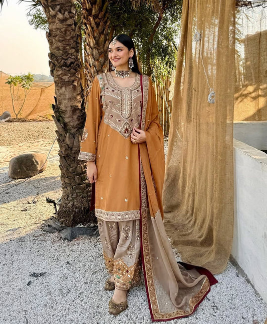 Product Image - Designer Heavy Faux Georgette Saree Set with Embroidered Dupatta