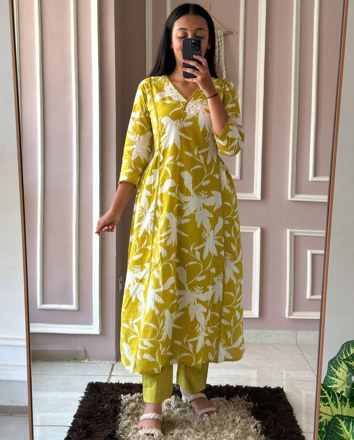 Product Image - Designer Cotton Kurti Set - Floral Print & Comfort Fit