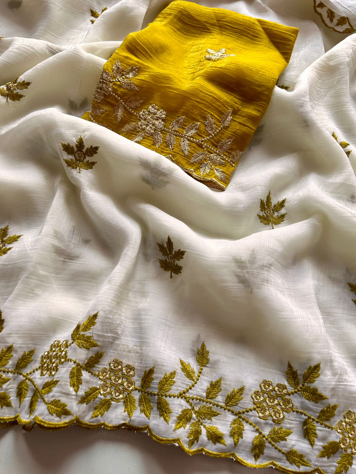 Product Image - Elegant White Silk Designer Saree with Heavy Embroidery