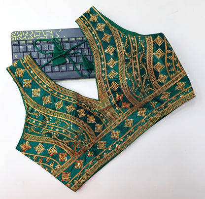Product Image - Dezsign Summer Fentam Hevi Silk Saree