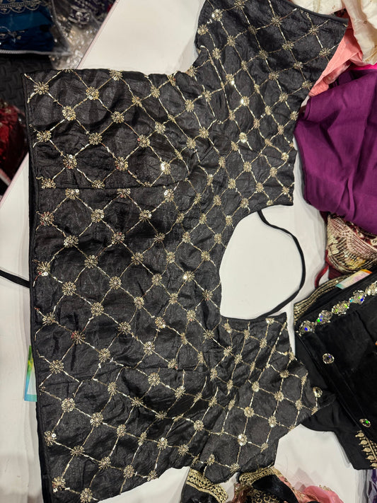 Product Image - Elevate Your Style with Our Ready-Made Blouses - 1