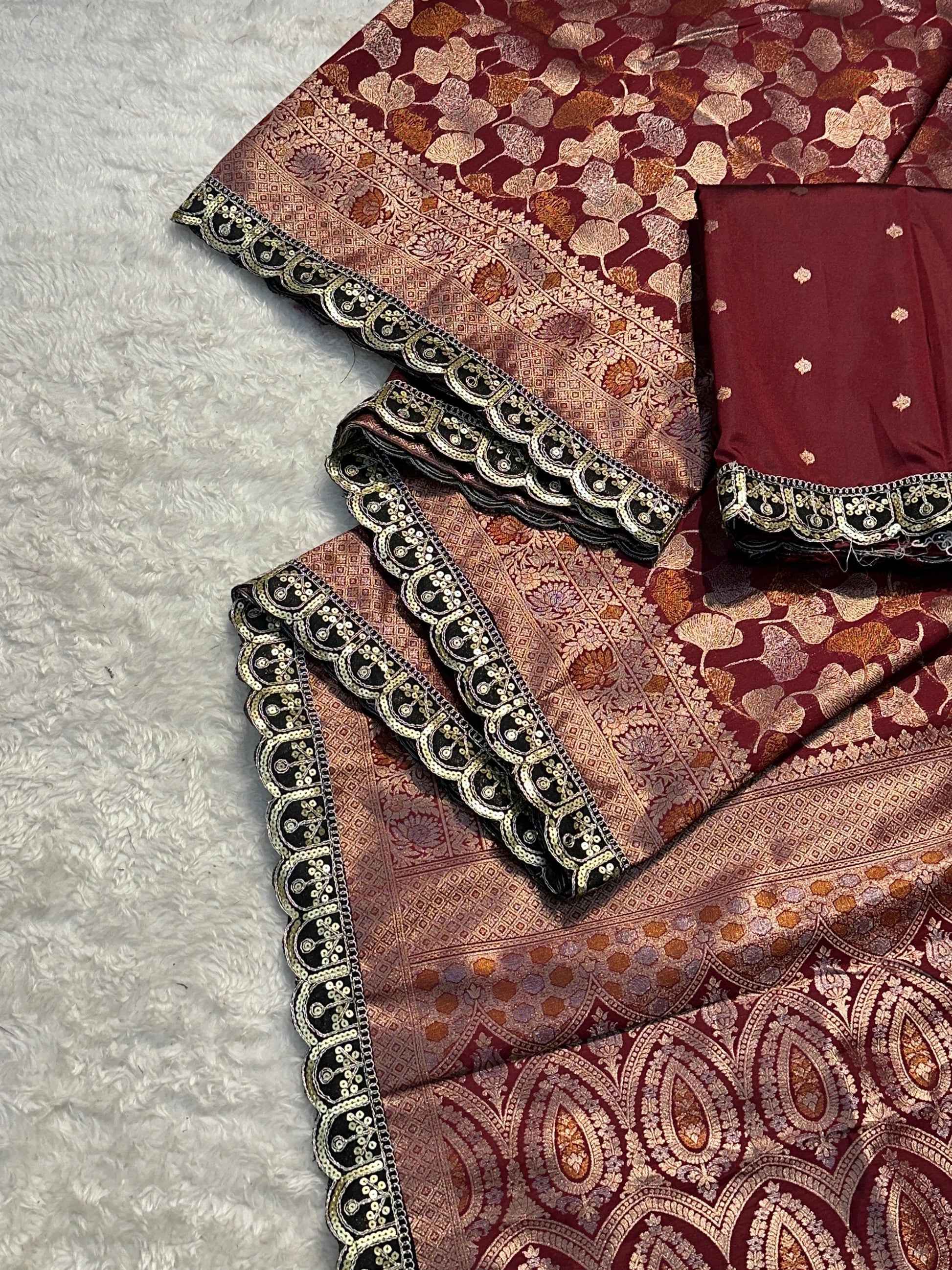 Product Image - Elegant Pure Soft Silk Saree with Embroidery
