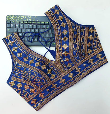 Product Image - Dezsign Summer Fentam Hevi Silk Saree