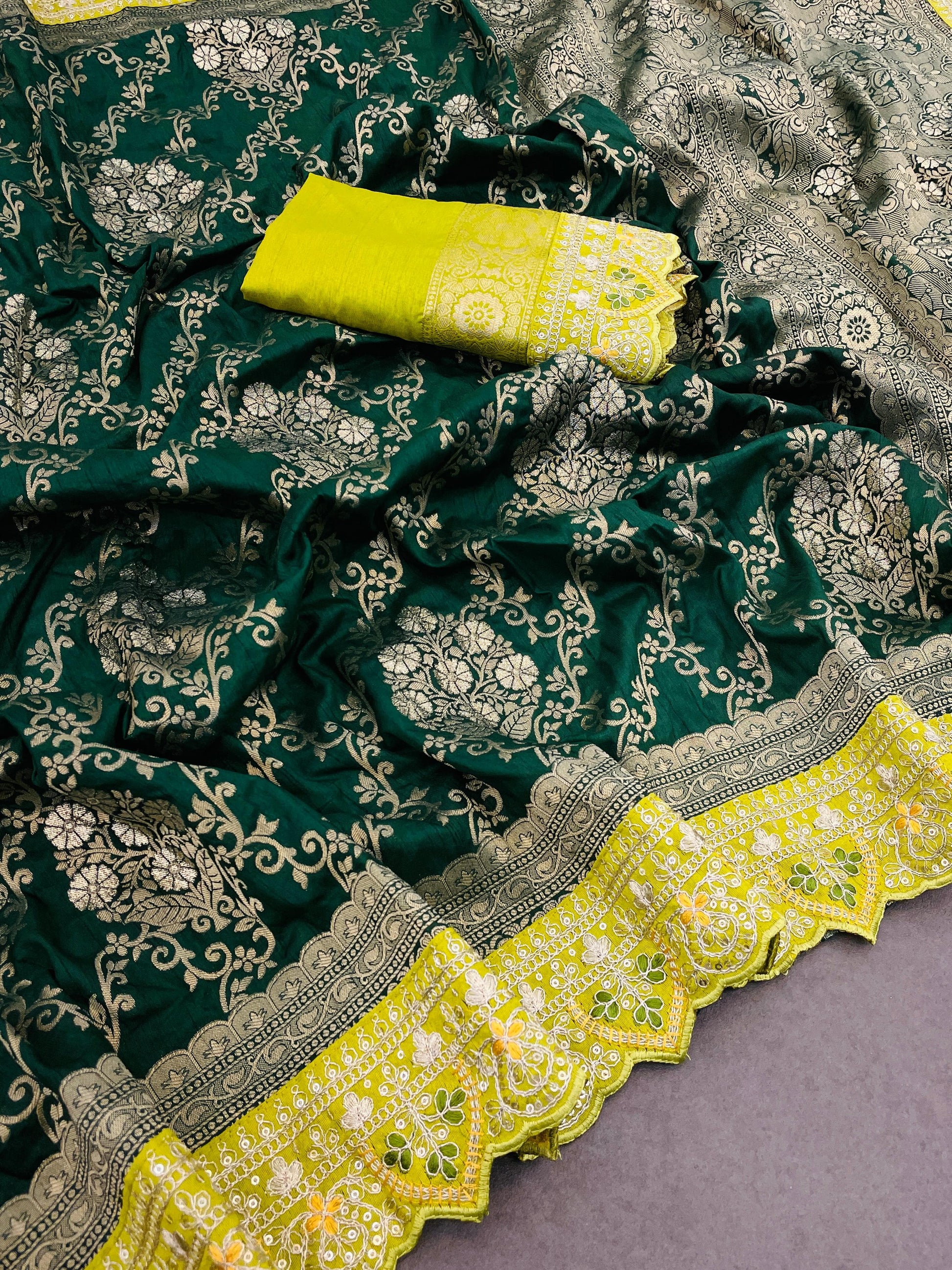 Product Image - Elegant Designer Saree - Georgette Fabric, Perfect for Weddings