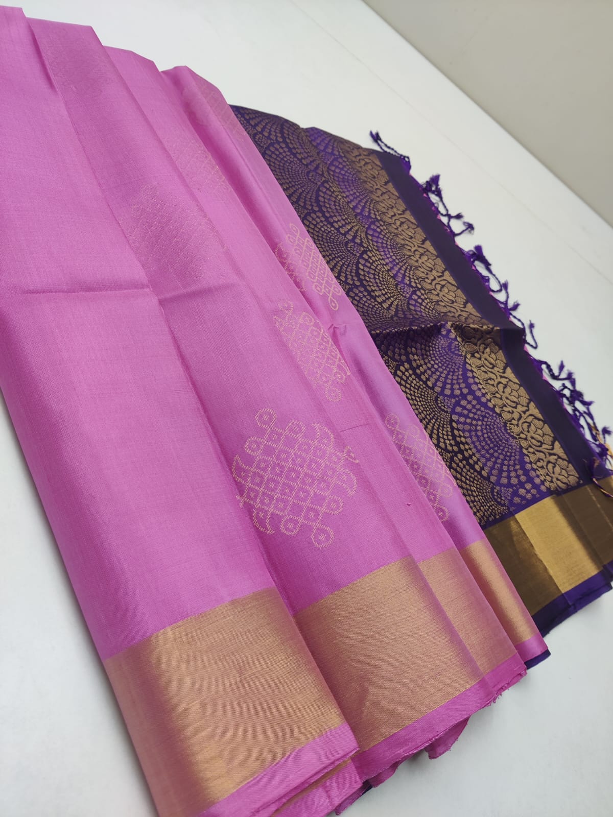 Product Image - Designer Pure Soft Silk Saree with Handloom Craftsmanship