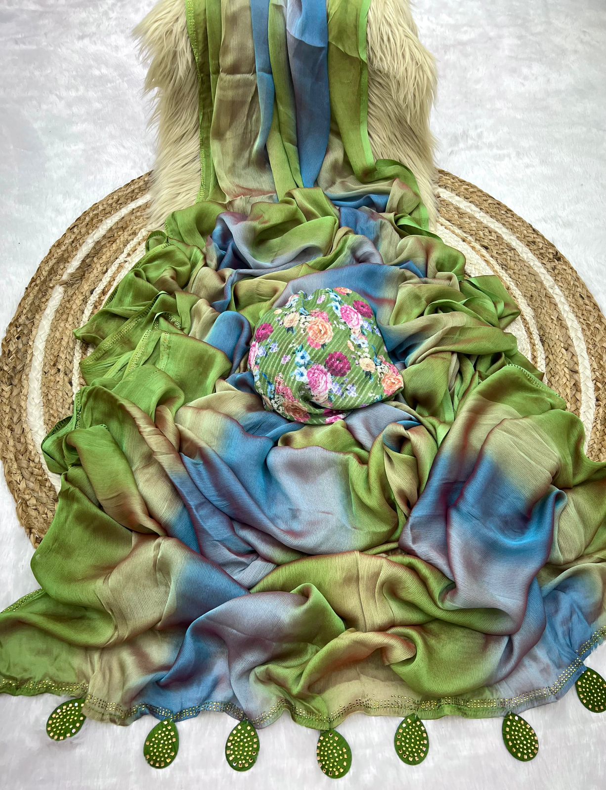 Product Image - Aruna All Time Hit Designer Saree - 3D Velvet Siffon with Diamonds Border