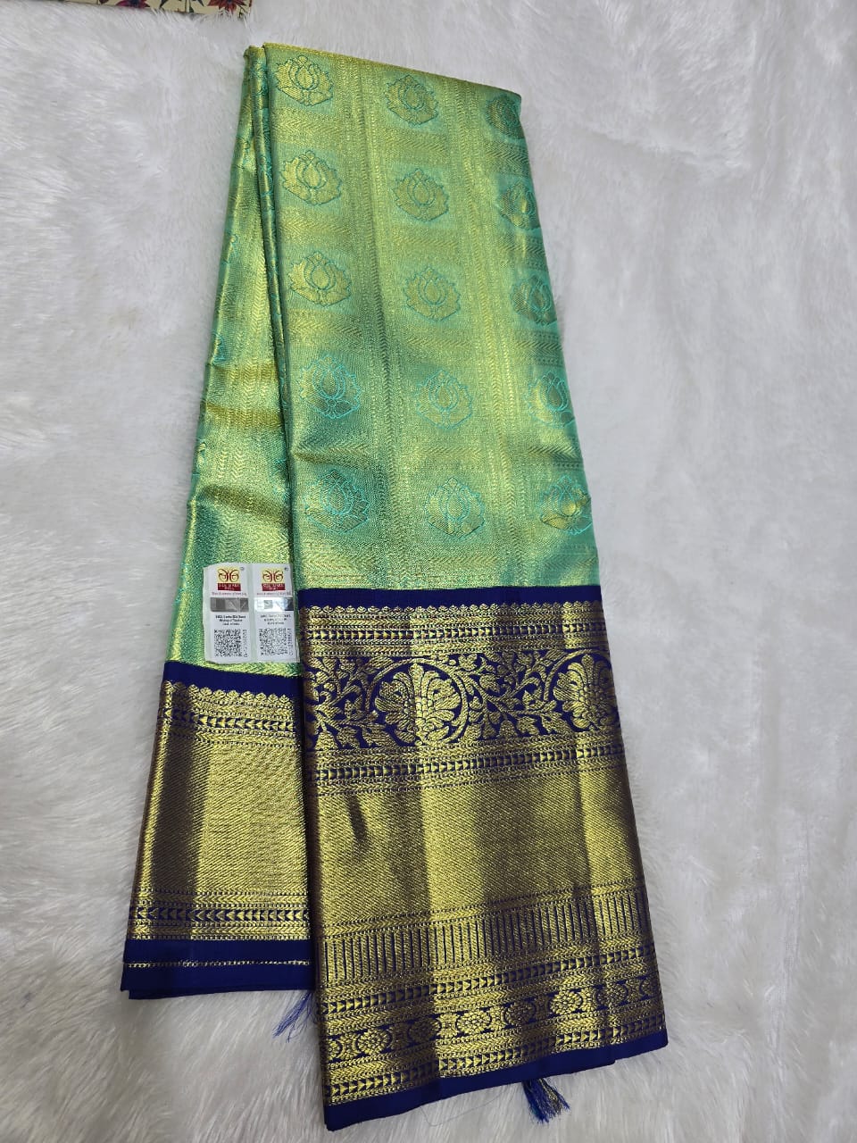 Product Image - Elegant Designer Georgette Saree for Festive Occasions