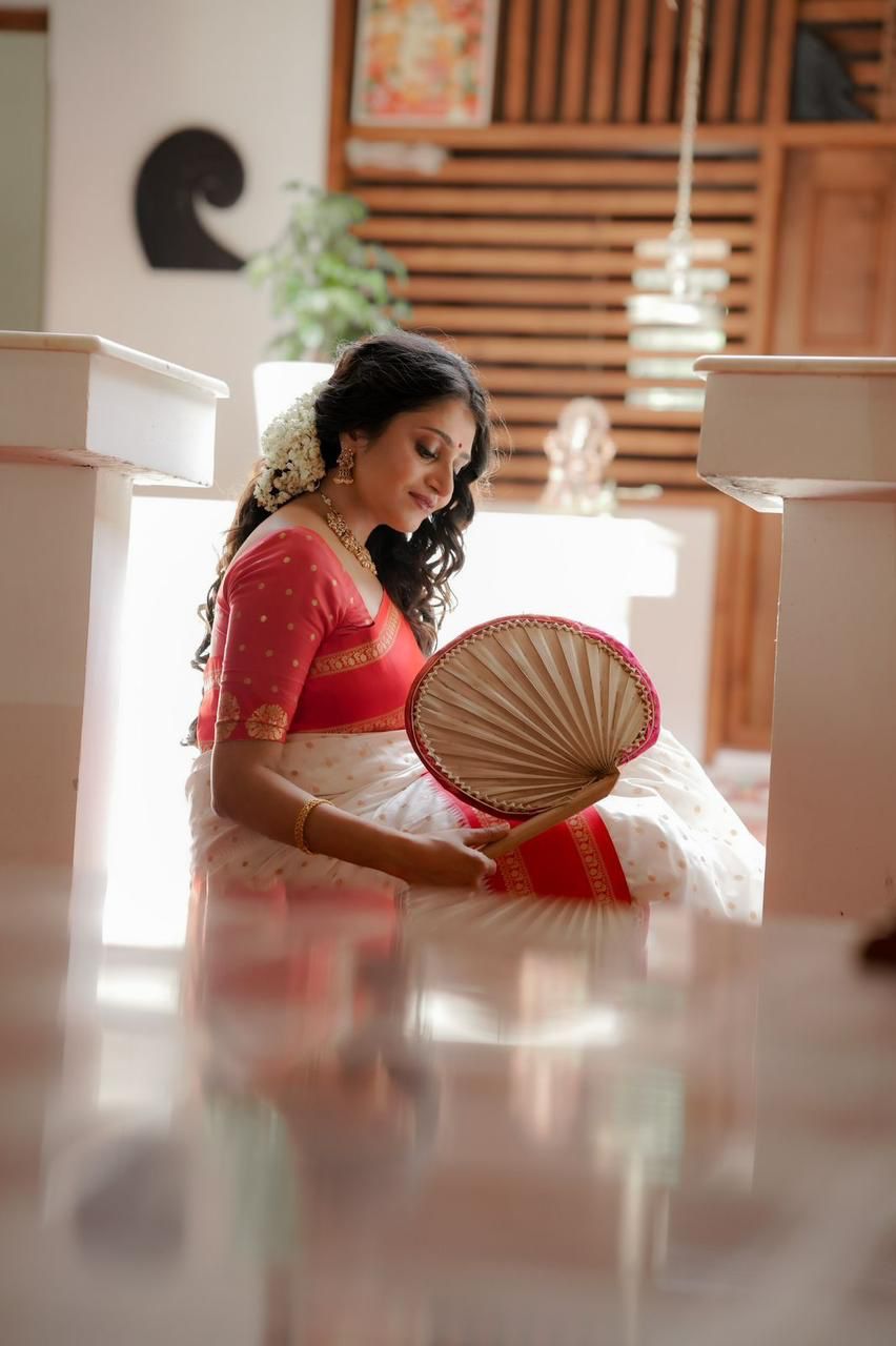 Product Image - Elegant Designer White to Red & Black to Red Soft Silk Saree with Bentex Border