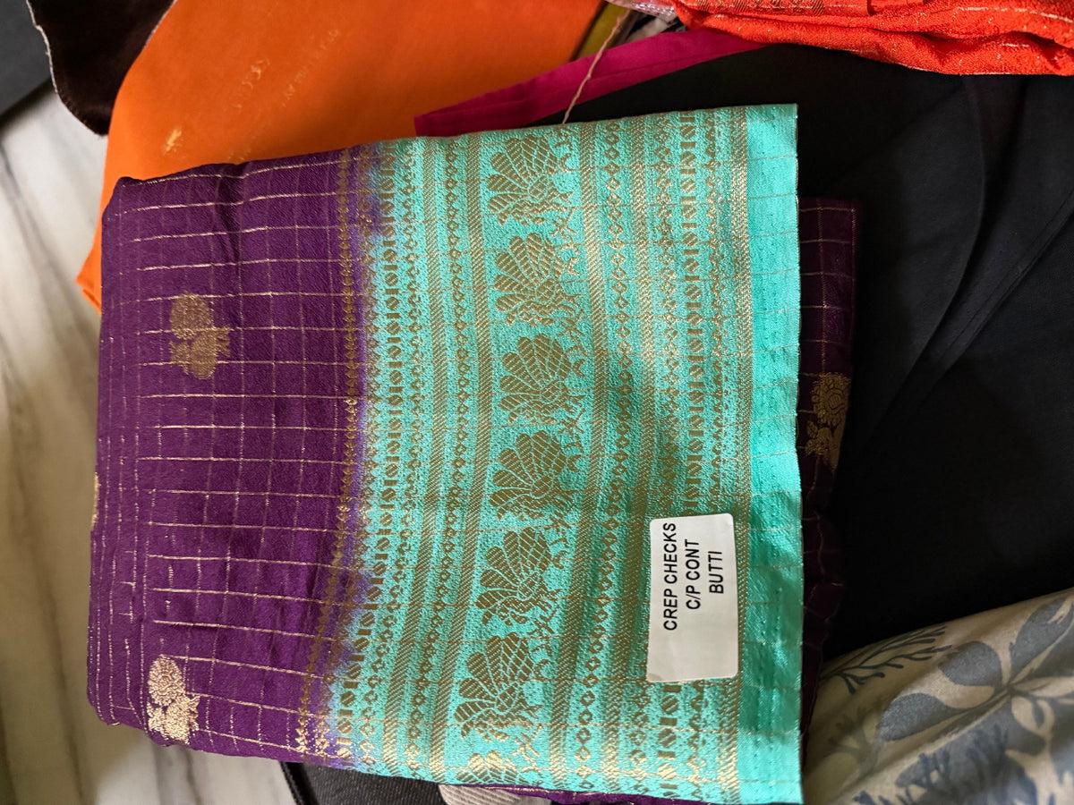 Product Image - Elegant Checks Pattu Saree - 2
