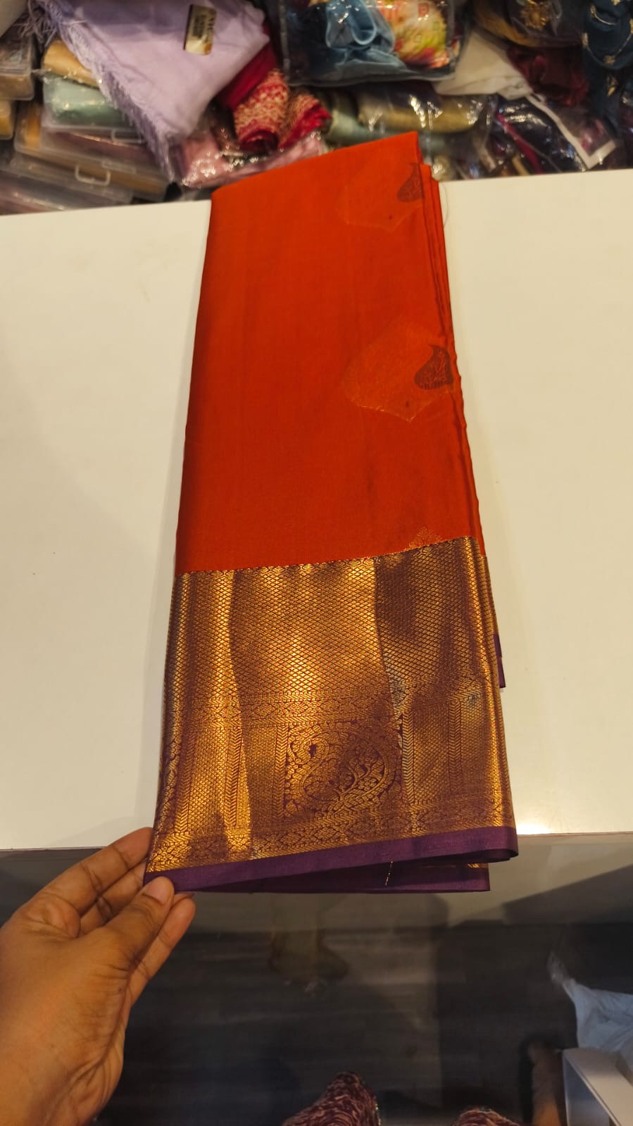 Pure Kanchipuram Pattu Sarees | Authentic Handloom Silk Sarees Online DesiColorClothing