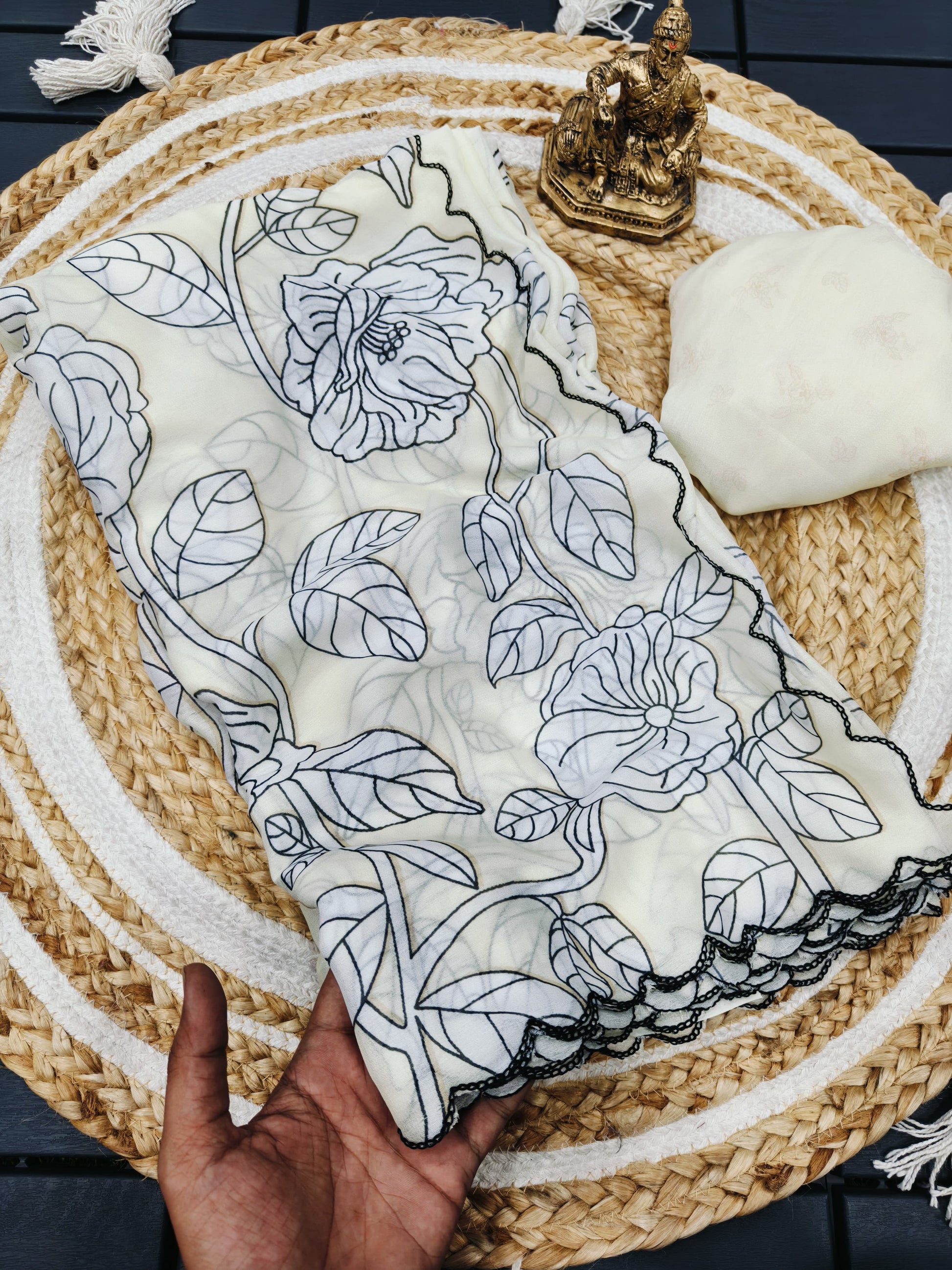 Product Image - Leaf Brasso Designer Saree
