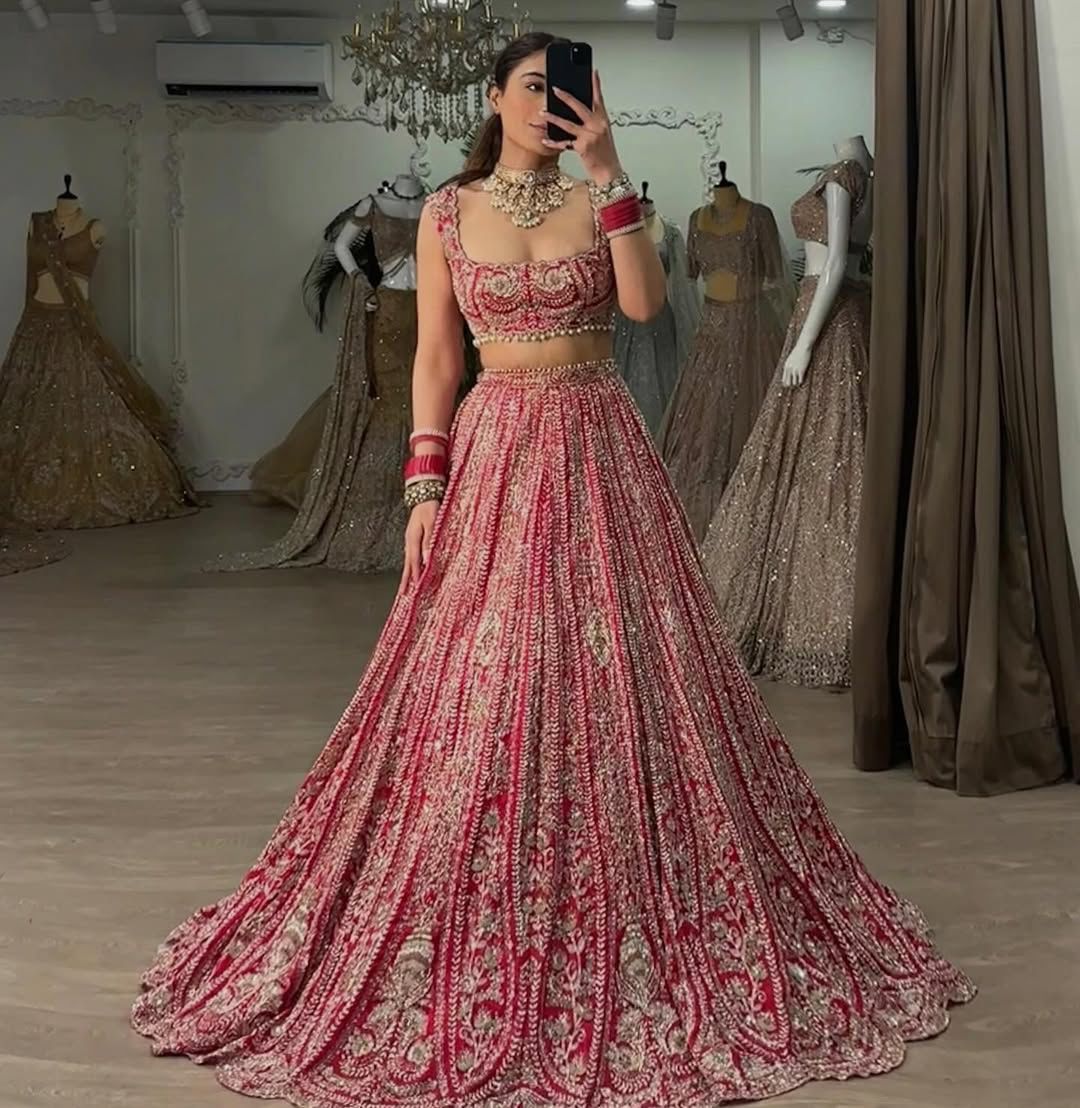 Product Image - Stunning Designer Lehenga Red