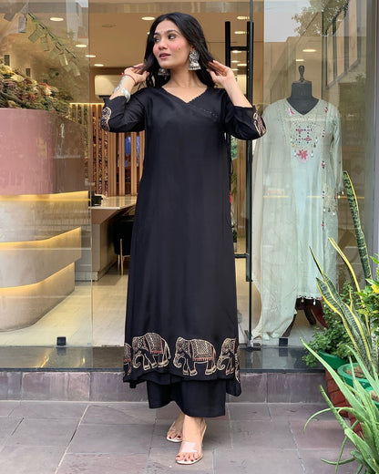 Product Image - X-Lady Festive 2025 Collection: Black Elephant Heavy Suit Set