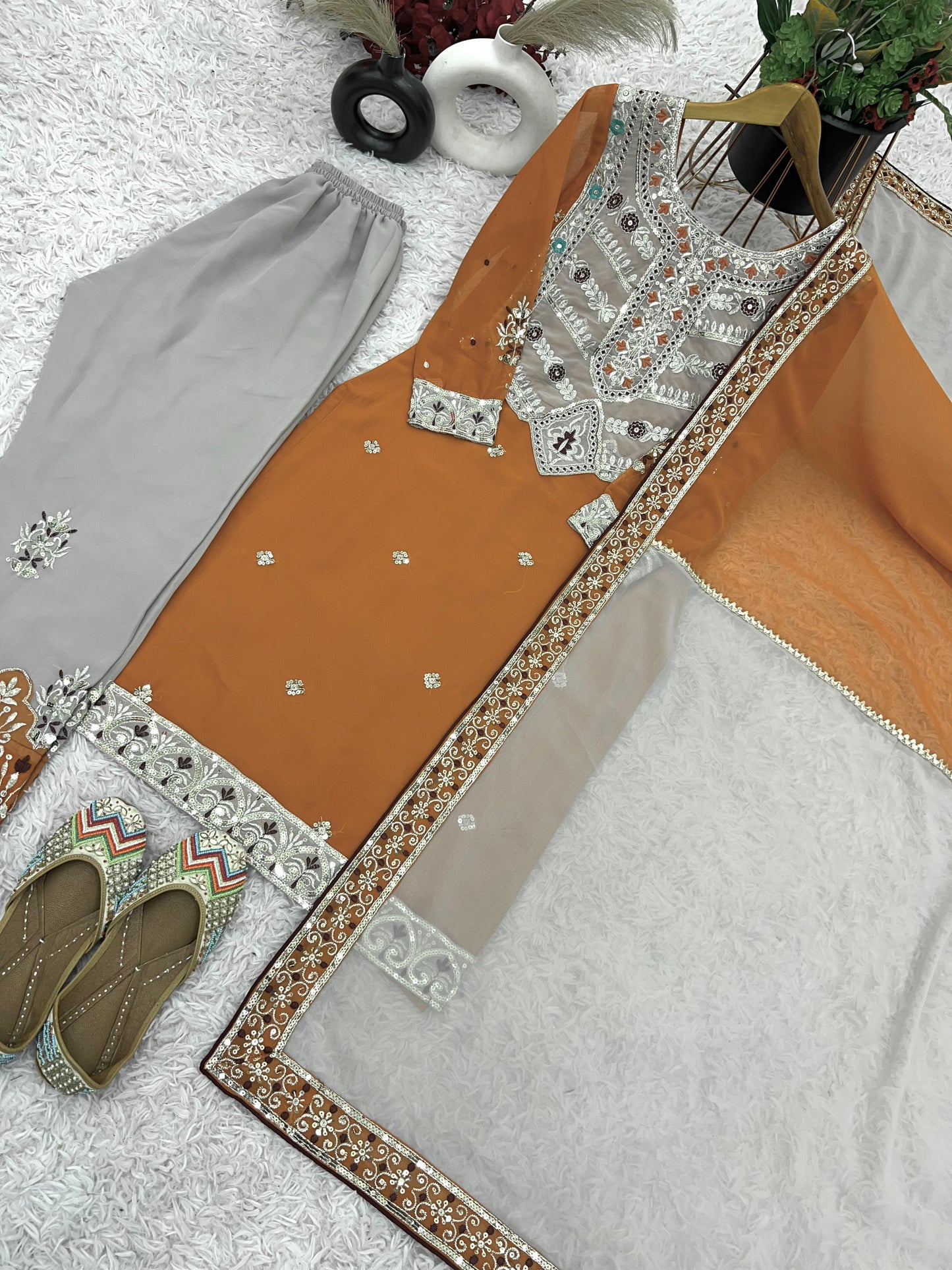 Product Image - Designer Heavy Faux Georgette Saree Set with Embroidered Dupatta
