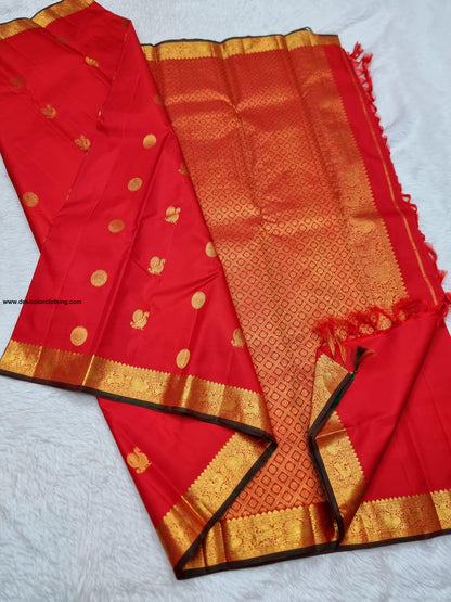 Beautiful Hand-Painted Organza Silk Saree – A Blend of Artistry and Elegance