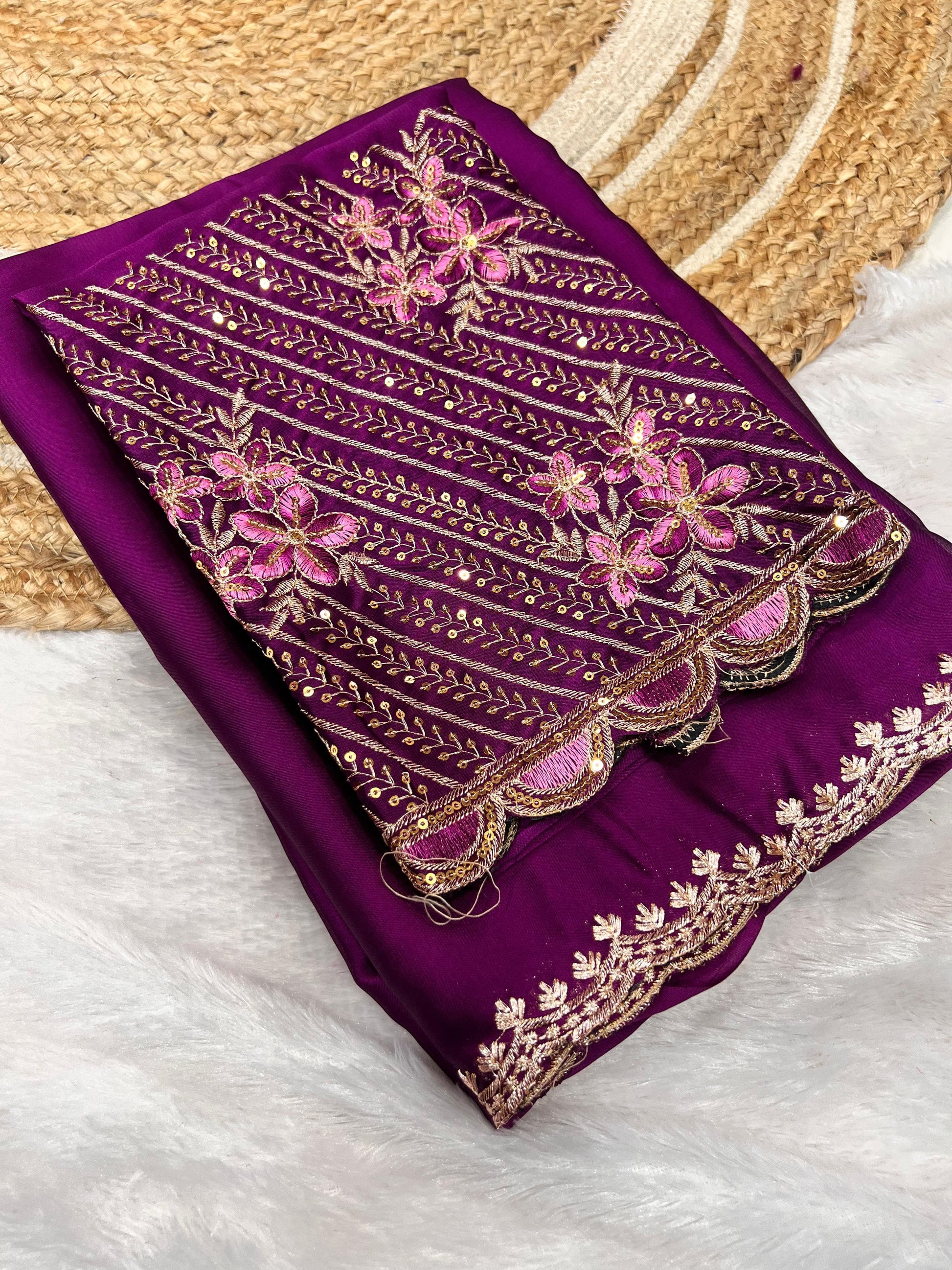 Product Image - Elegant Designer Georgette Saree for Festive Occasions
