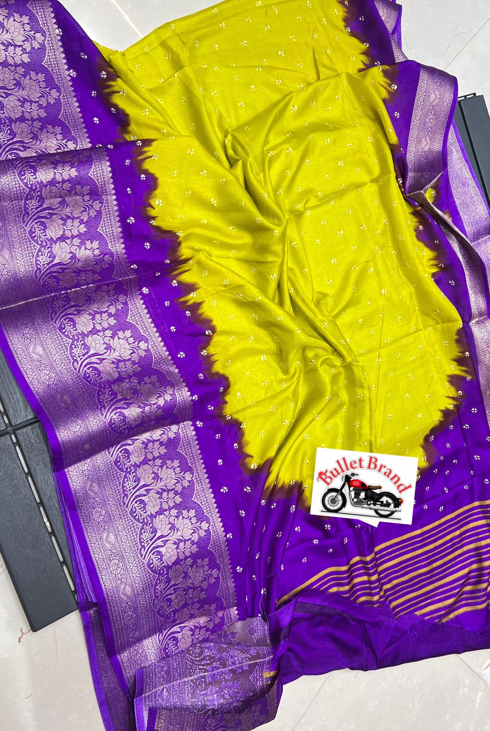 Product Image - Exquisite Premium Dola Silk Patola Saree with Matching Blouse