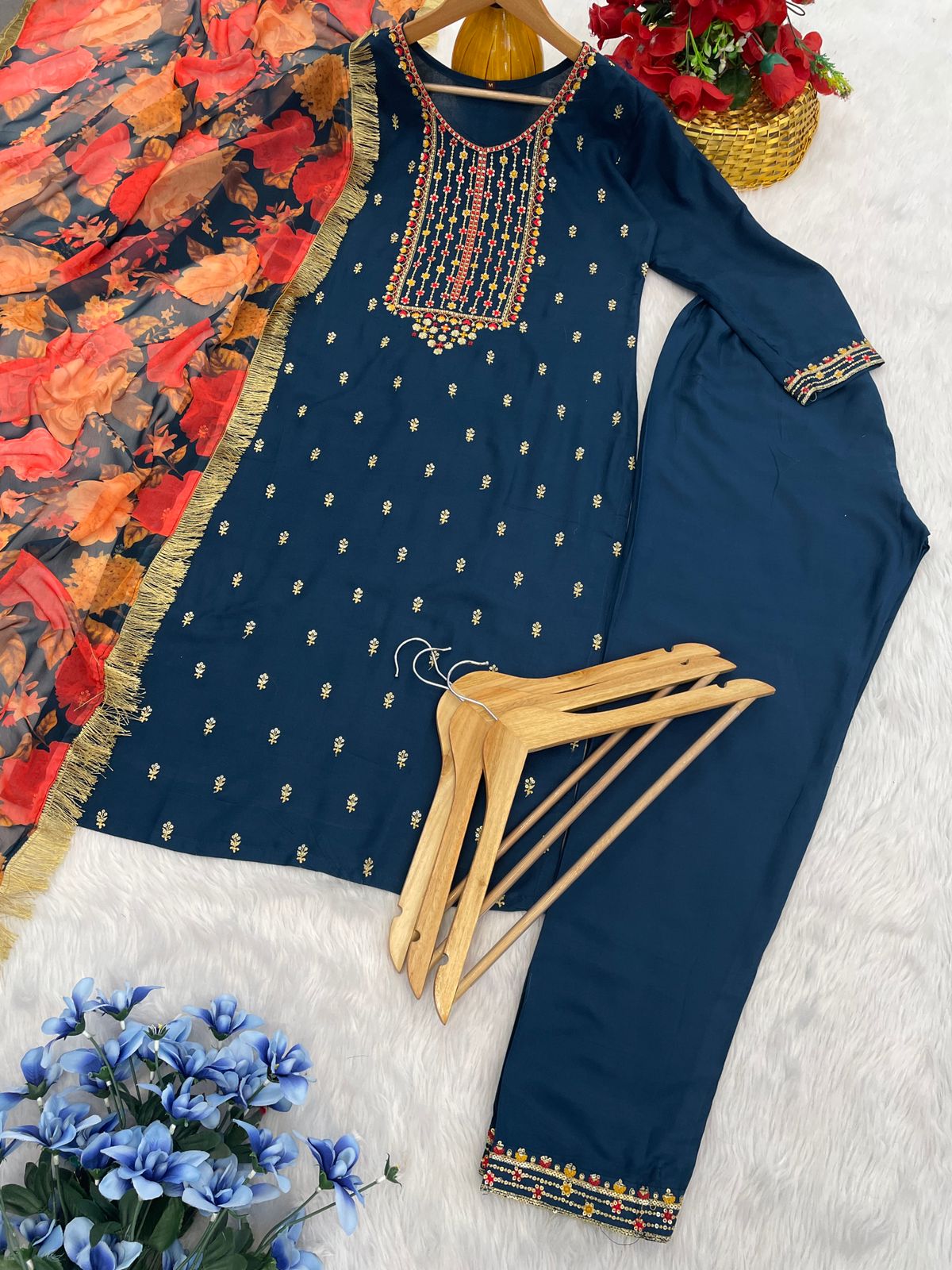 Product Image - Designer Georgette Saree for Festive Occasions - Morni Creation