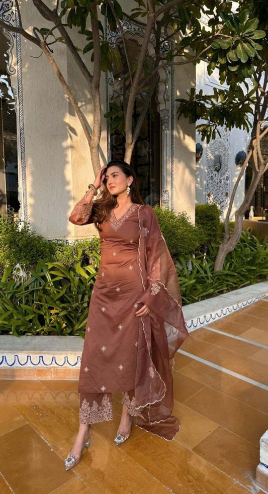 Product Image - Designer Georgette Wedding Saree