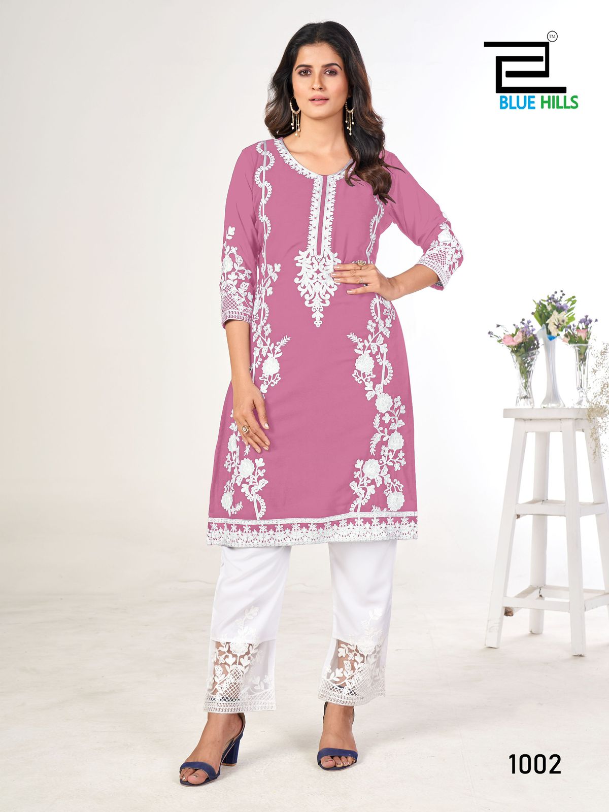 Product Image - Noori Heavy Embroidery Work Straight Kurti with Pant