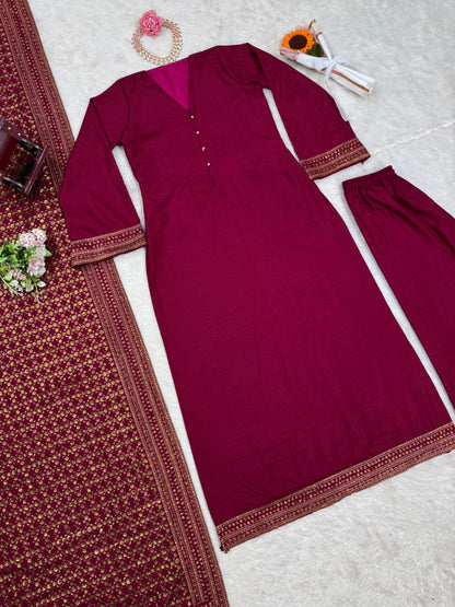 Product Image - Exquisite Designer Saree in Monsoon Silk - Perfect for Festive Wear
