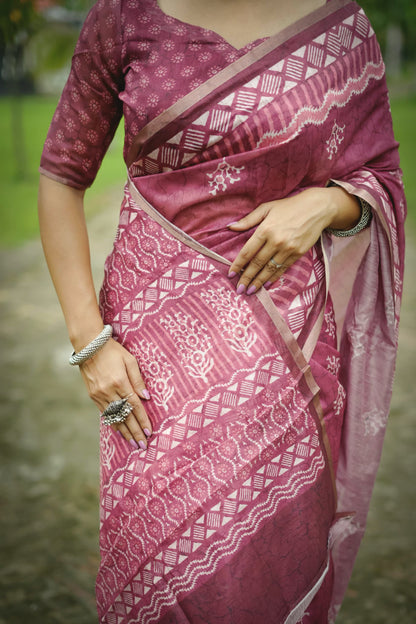 Product Image - Elegant Dhanwari Cotton Saree with Zari Border - Premium Ethnic Wear