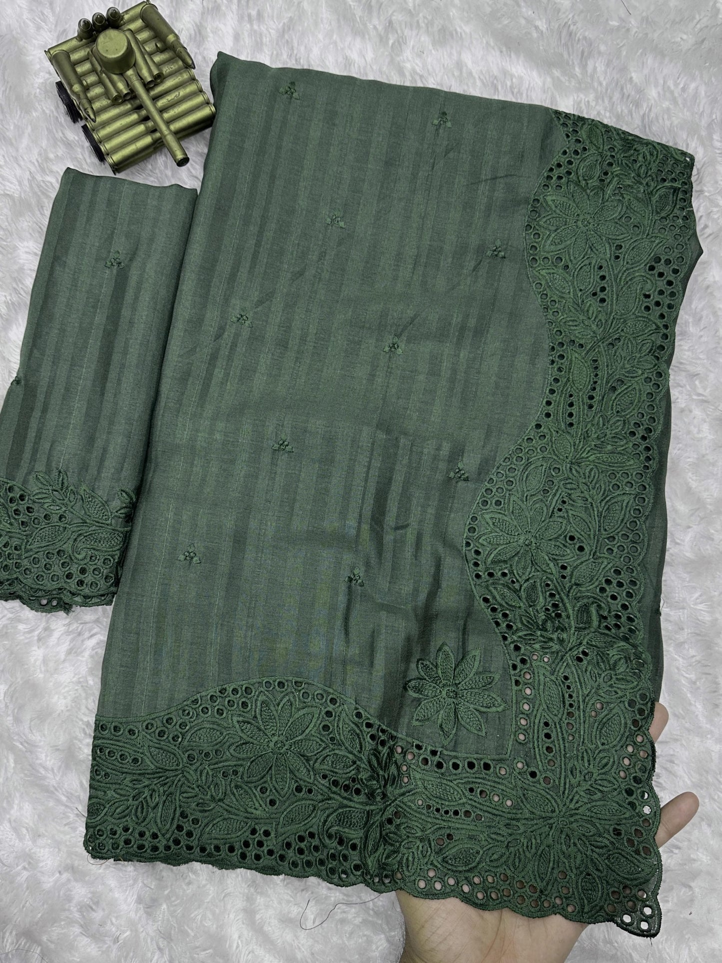 Product Image - Elegant Visca Slub Silk Designer Saree