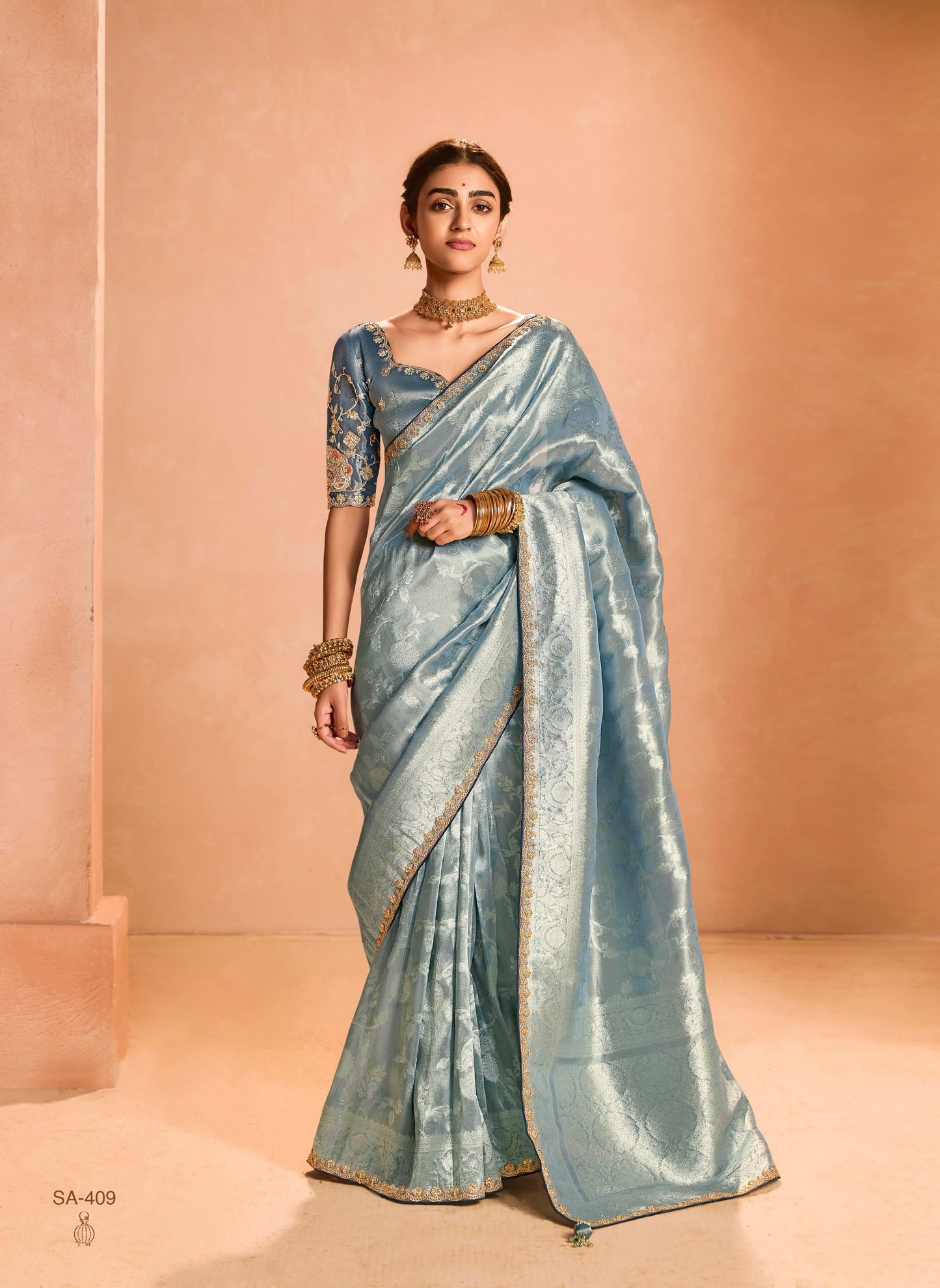 Product Image - Exquisite Soft Silk Saree with Dual Zari Weaving Design