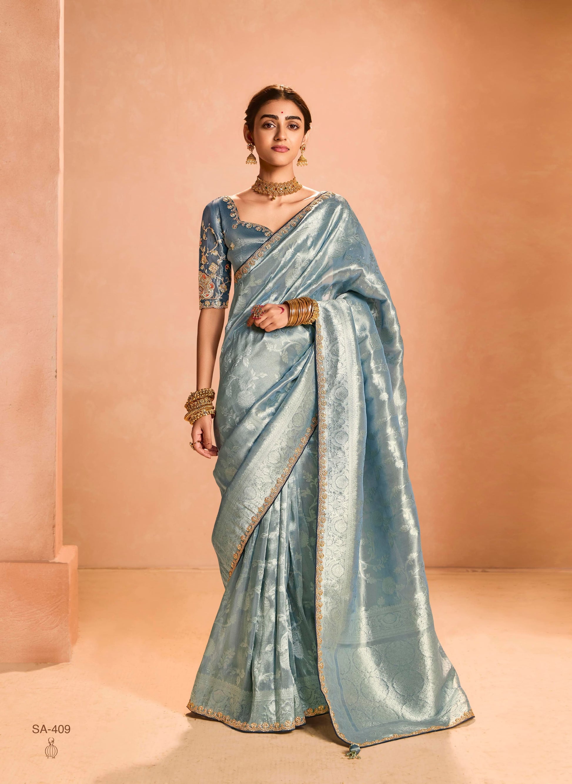Product Image - Exquisite Soft Silk Saree with Dual Zari Weaving Design