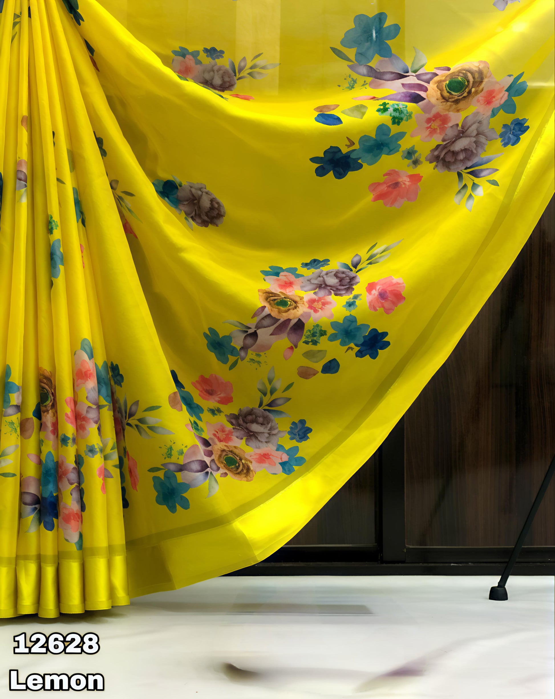 Product Image - Exquisite Designer Georgette Saree for Festive Occasions