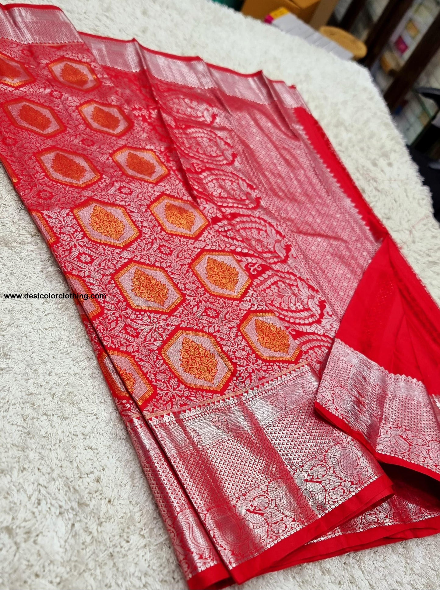 Kanchipuram Meenakari Pattern Bridal Blended High Quality Budget Silk Sarees