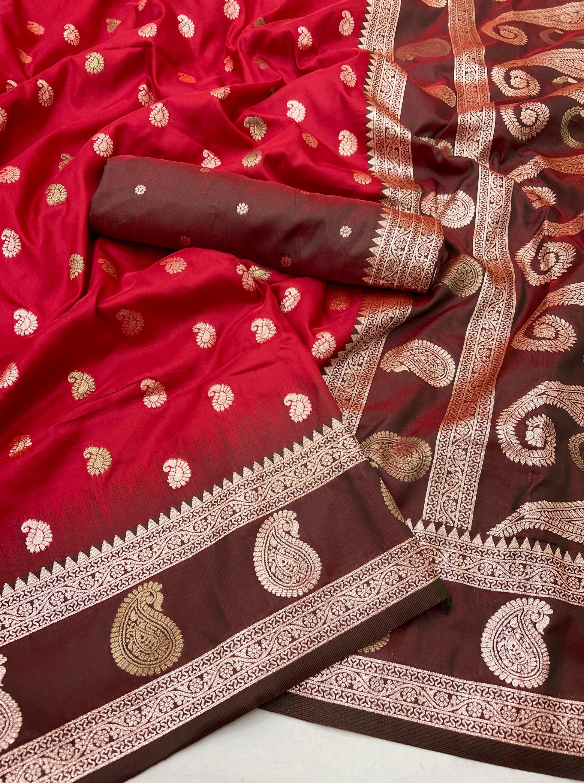 Product Image - Designer Banarasi Silk Saree with Zari Weaving