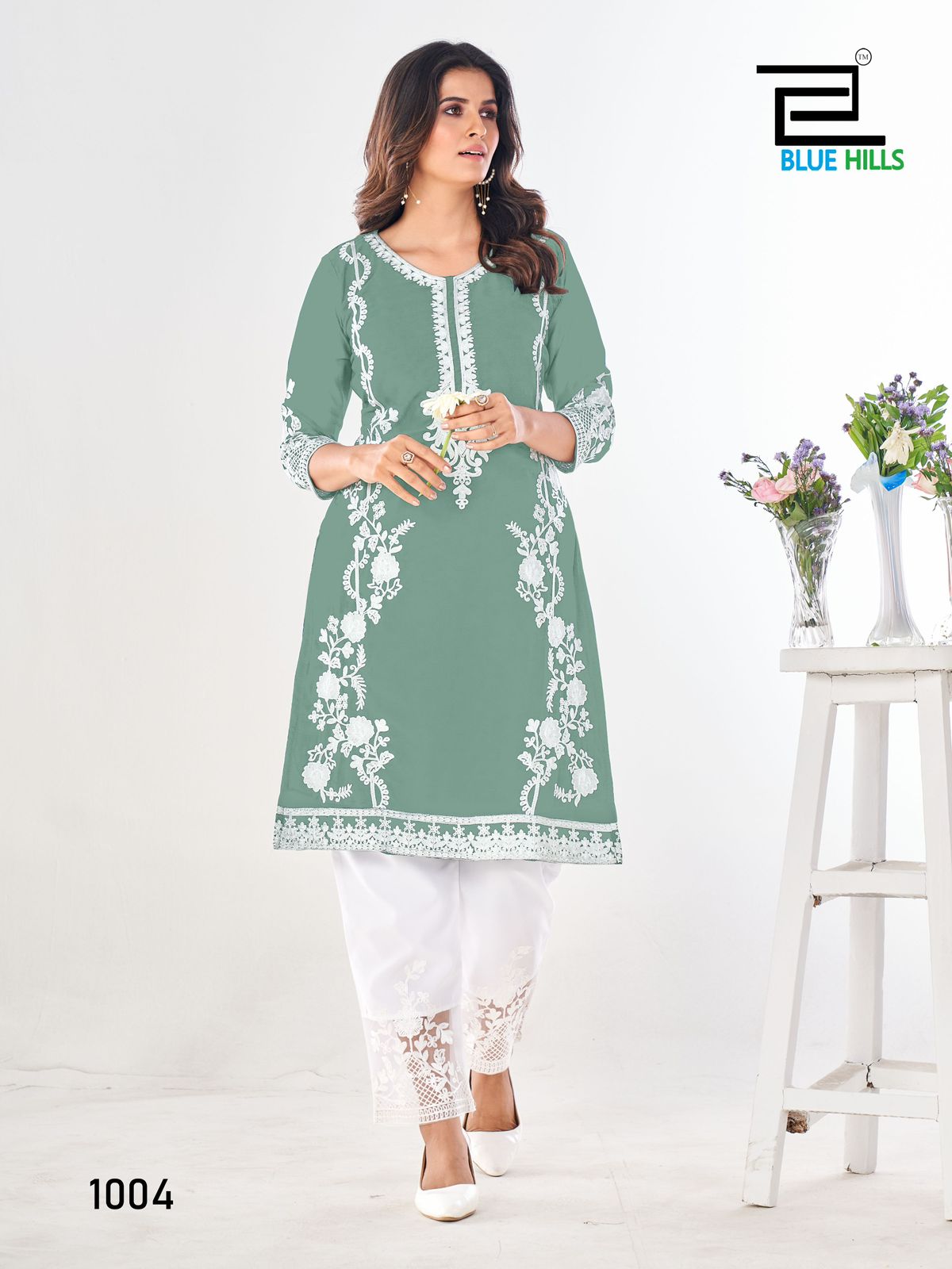 Product Image - Noori Heavy Embroidery Work Straight Kurti with Pant