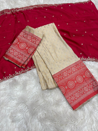 Product Image - Exquisite Pongal Special Designer Saree with Banarasi Border and Chiffon Dupatta - Festive Wear