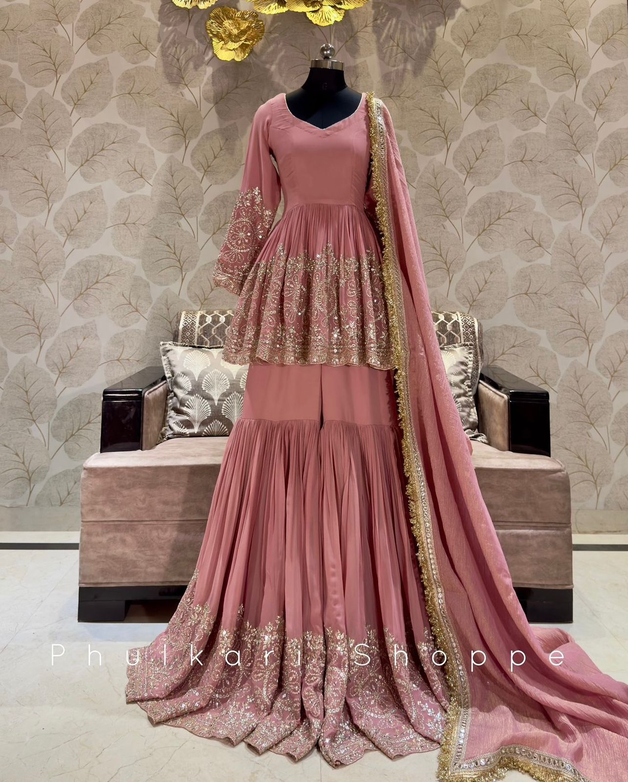 Product Image - Elegant Pure Fox Georgette Designer Saree Set - WW-1125