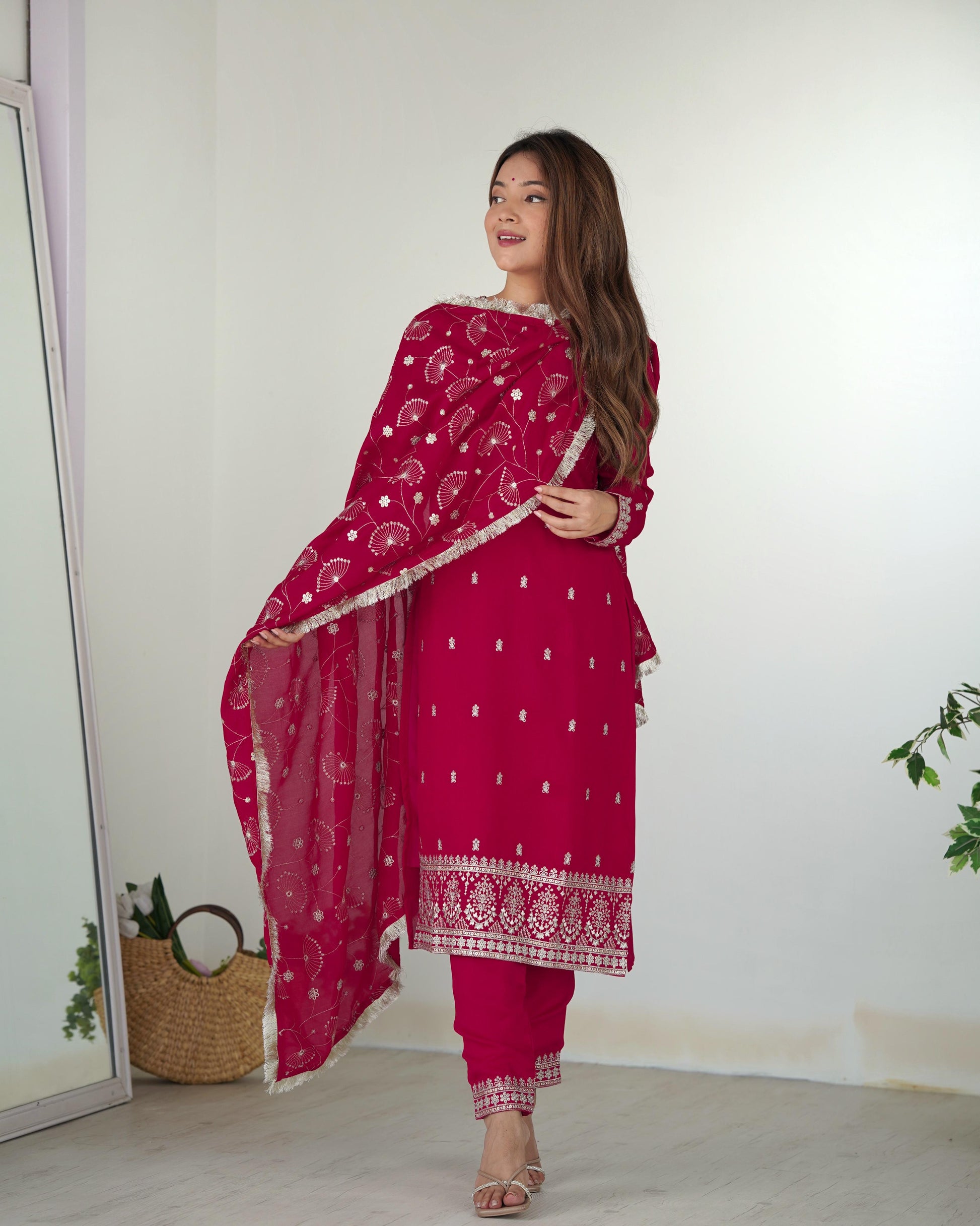 Product Image - Exquisite Pure Blooming Vichitra Silk Kurta with Dupatta Set