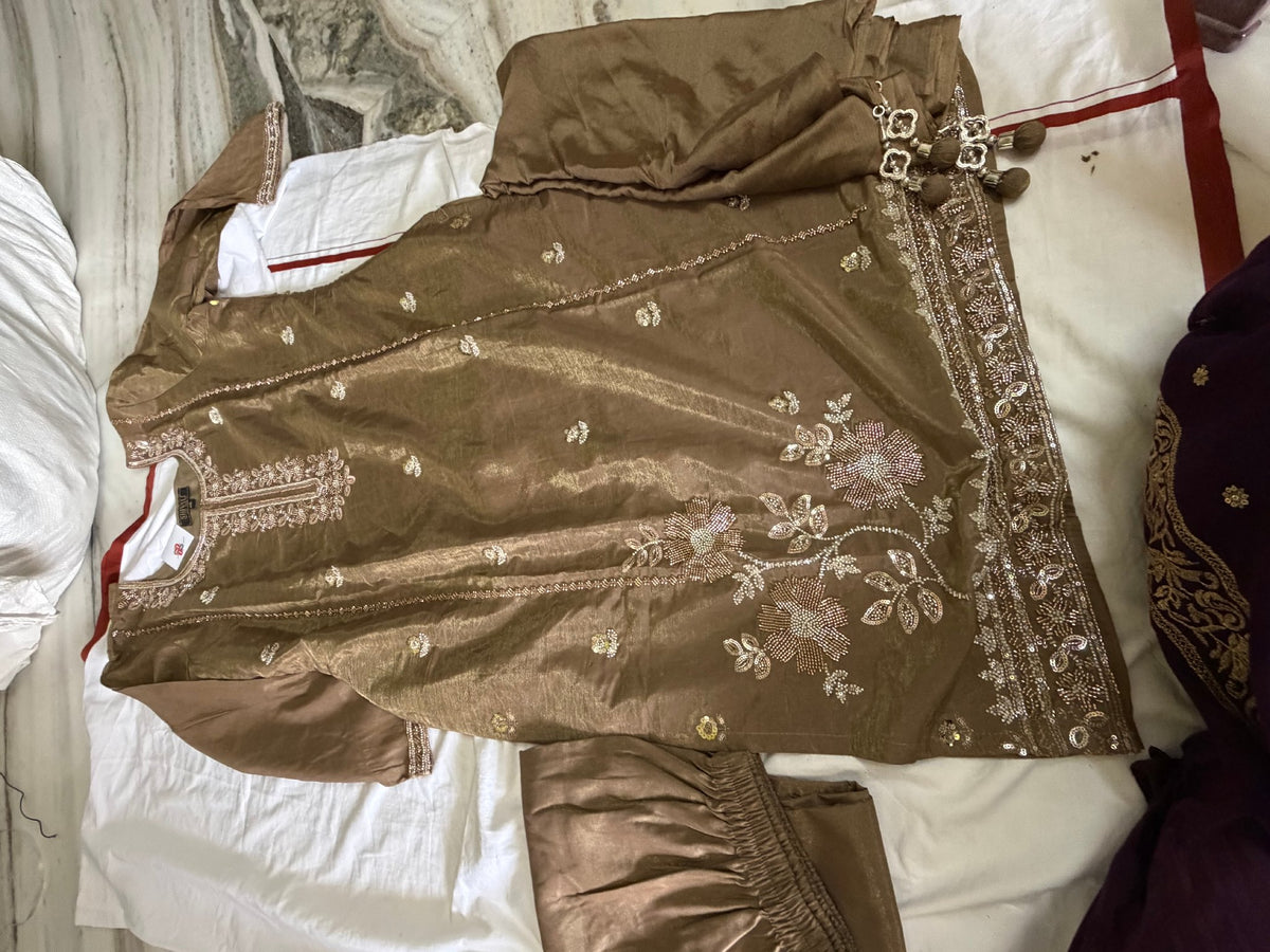Product Image - Elegant Designer Party Wear Suits for Unforgettable Weddings - 4