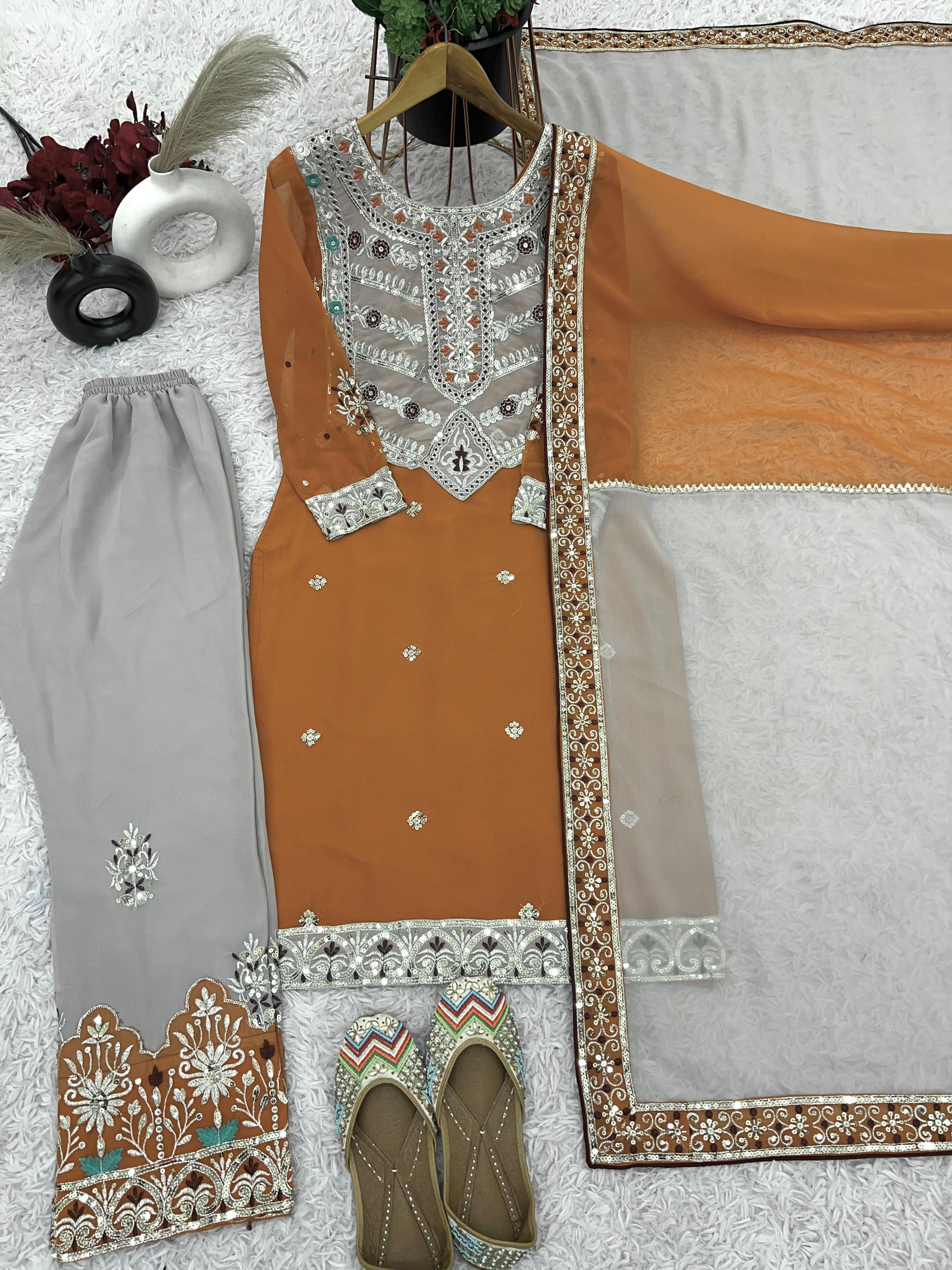 Product Image - Designer Heavy Faux Georgette Saree Set with Embroidered Dupatta