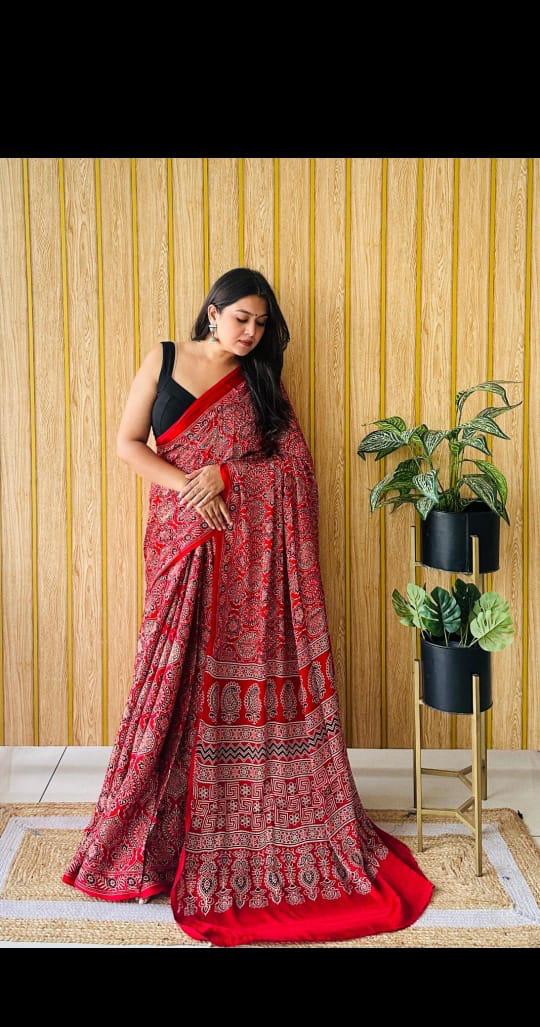 Product Image - Exquisite Semi Gajji Silk Saree with Bandhej Design