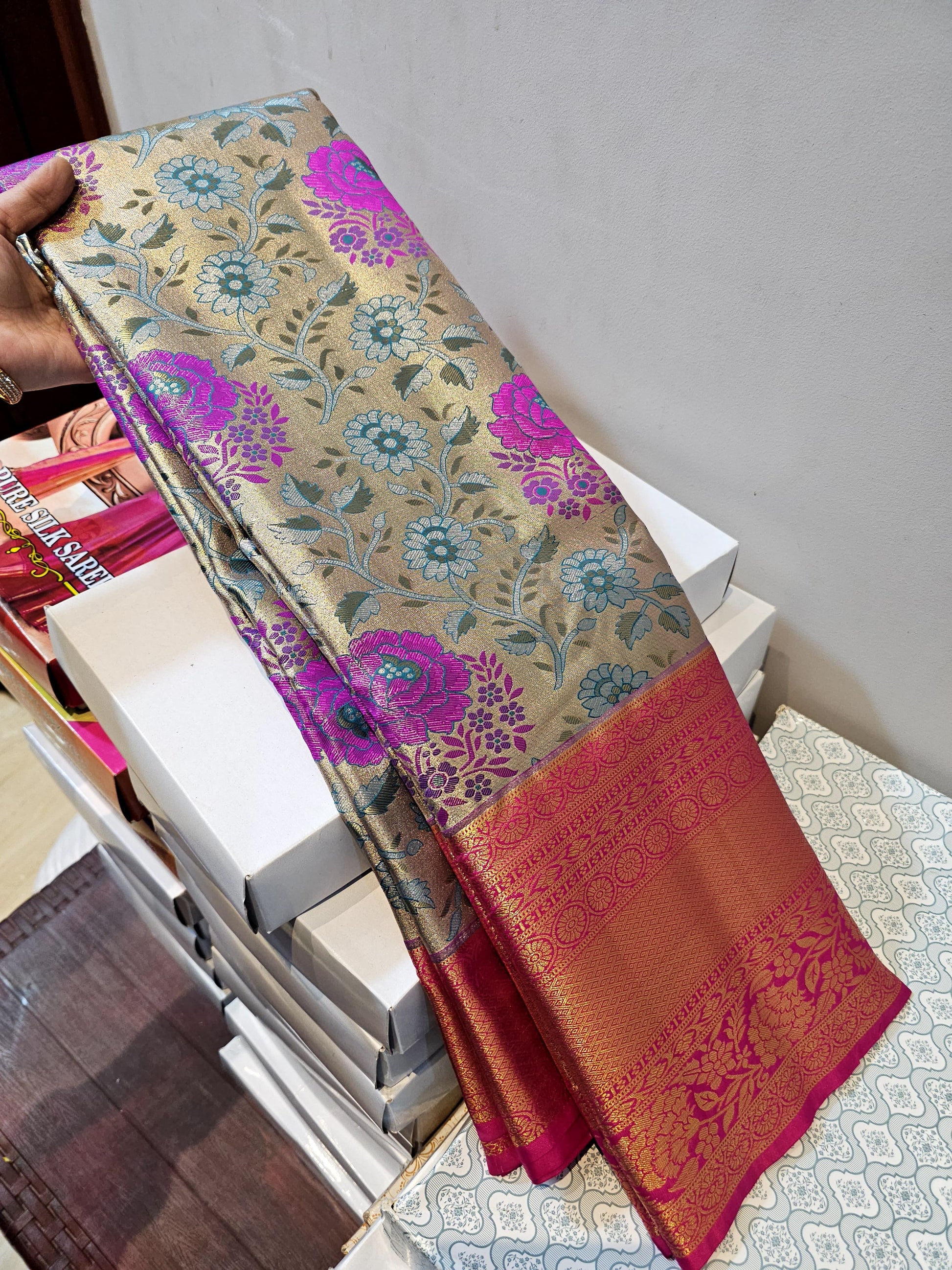 Product Image - Exquisite Semi-Silk Kanchipuram Designer Saree