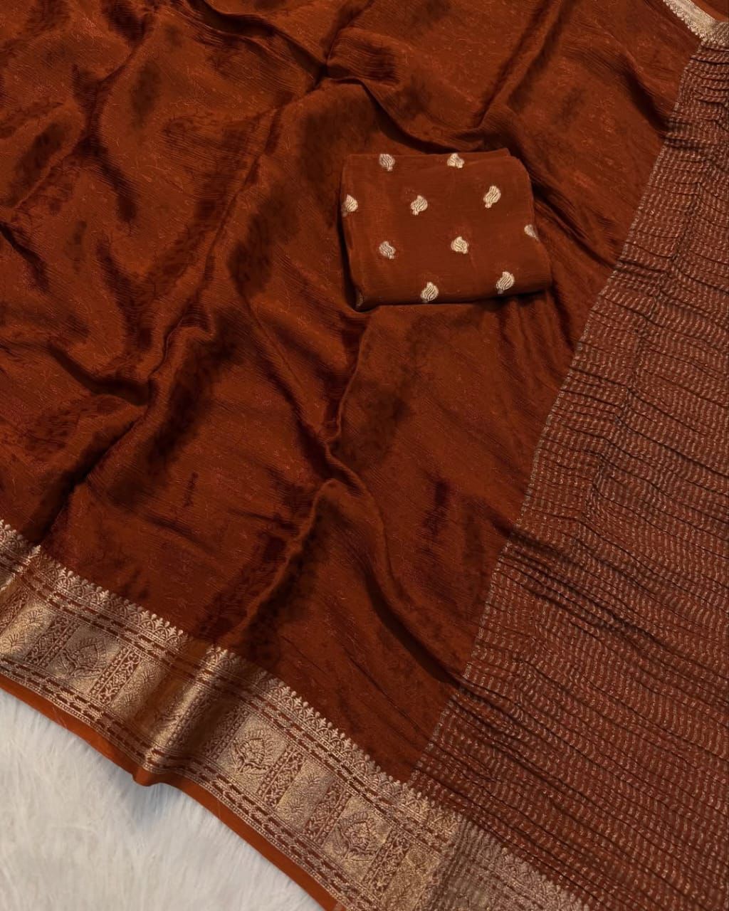 Product Image - Elegant Georgette Saree | Designer Ethnic Wear