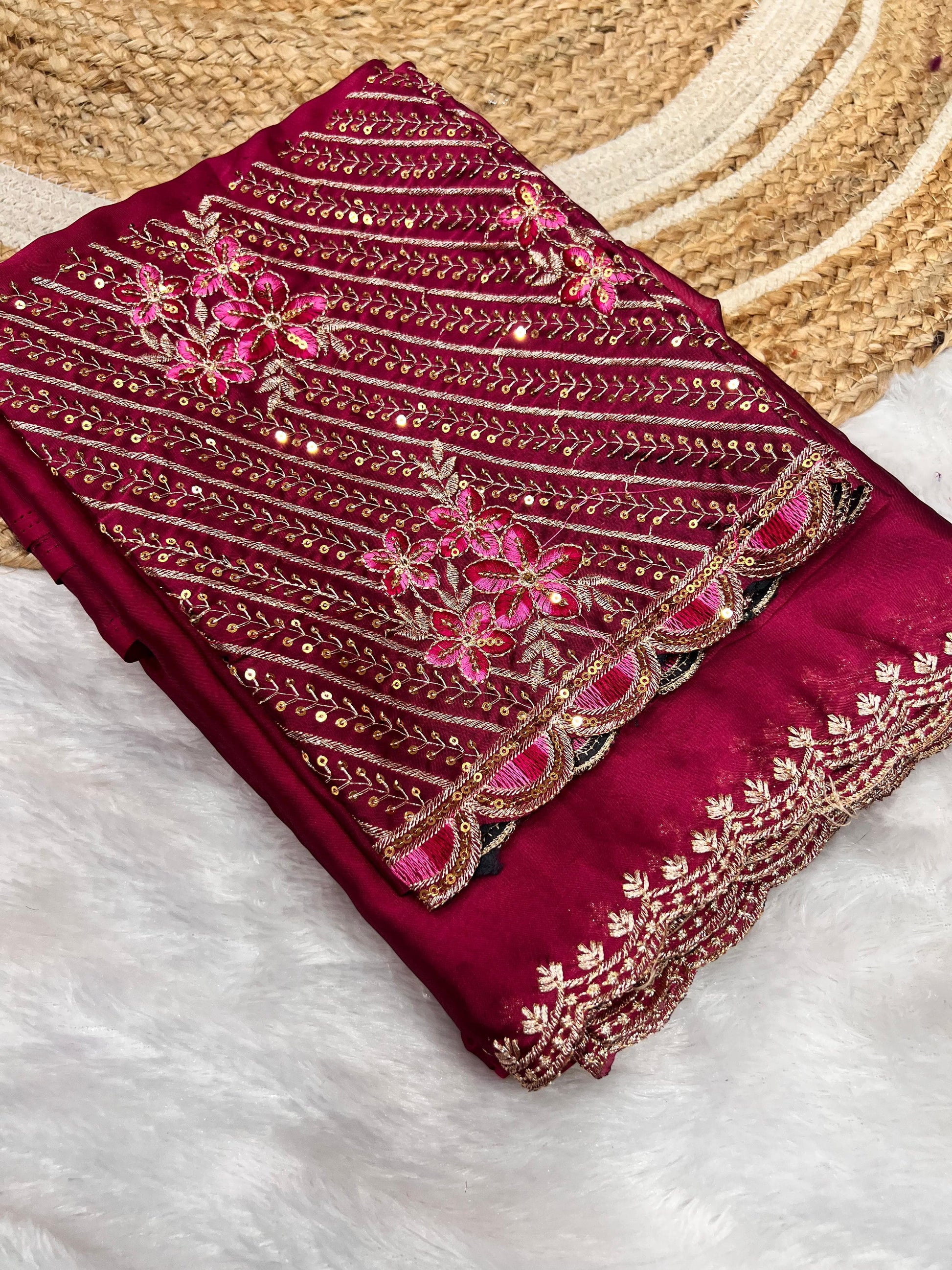 Product Image - Elegant Designer Georgette Saree for Festive Occasions