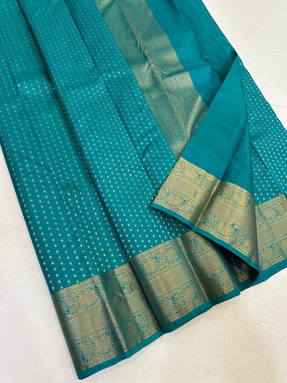 Product Image - Kanchipuram Handloom Silk Saree