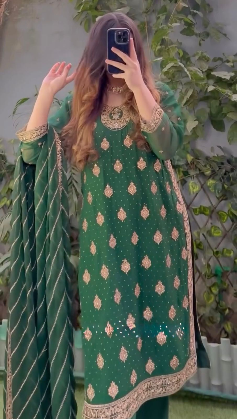 Product Image - Designer Georgette Ethnic Wear | 5813 Series Festive Attire