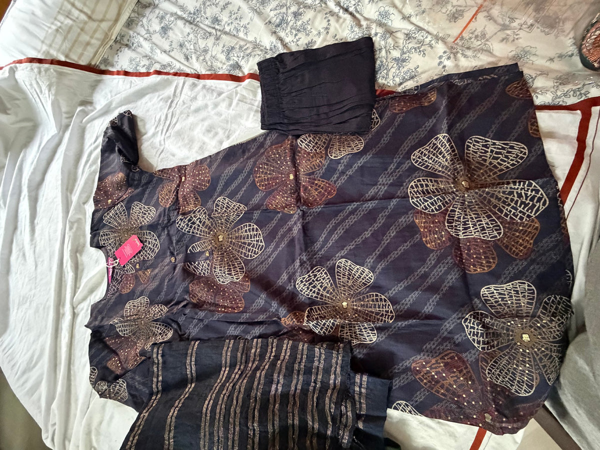 Product Image - Floral Soft Daily Wear Suit - 3