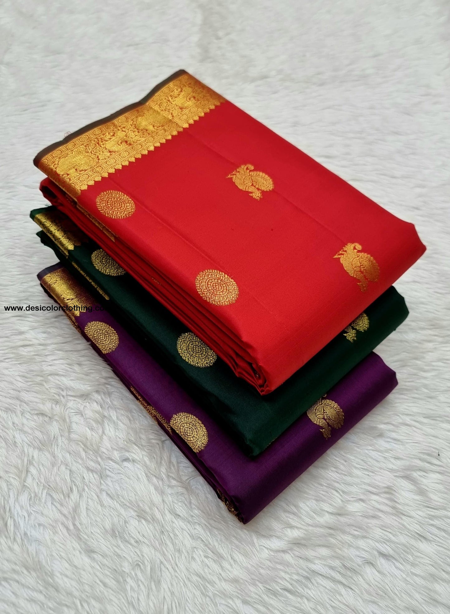 Beautiful Hand-Painted Organza Silk Saree – A Blend of Artistry and Elegance