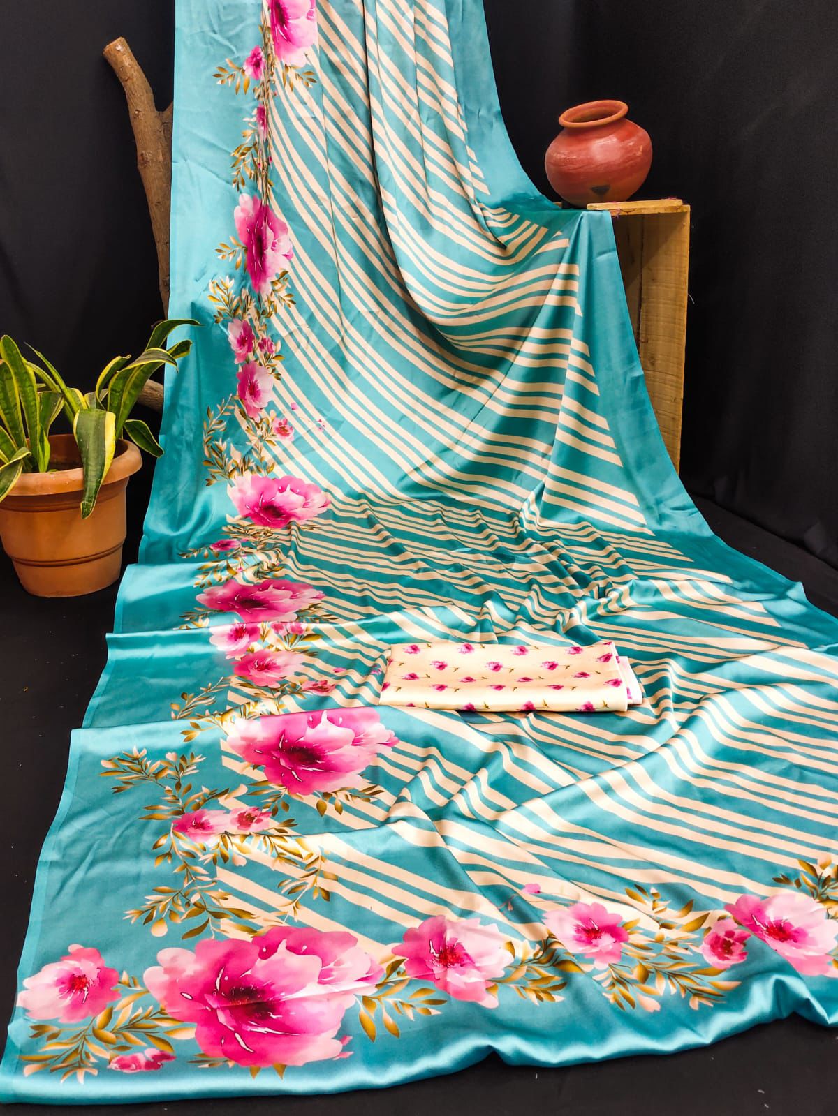 Product Image - Designer Georgette Saree for Festive and Wedding Wear