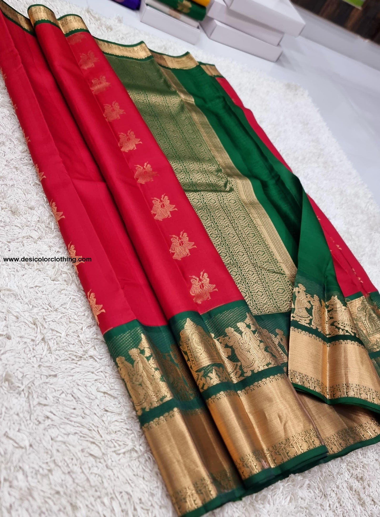 Kanchipuram 100% Pure Handwoven 1G Gold Zari Korvai Silk Saree with Big Border